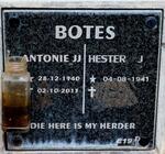 BOTES Antonie J.J. 1940-2013 & Hester J. 1941-