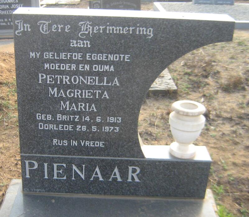 PIENAAR Petronella Magrieta Maria nee BRITZ 1913-1973