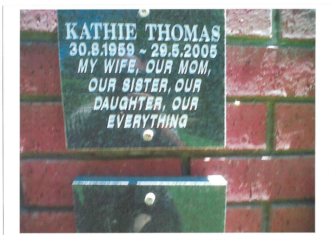 THOMAS Kathie 1959-2005