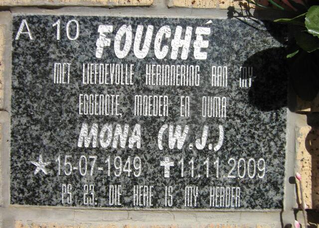 FOUCHE W.J. 1949-2009