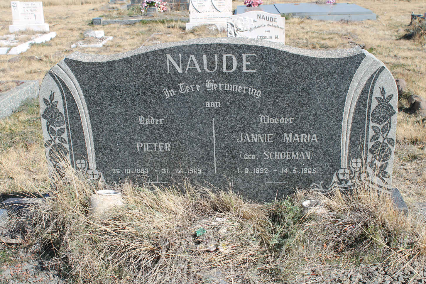 NAUDE Pieter 1883-1969 & Jannie Maria SCHOEMAN 1892-1965