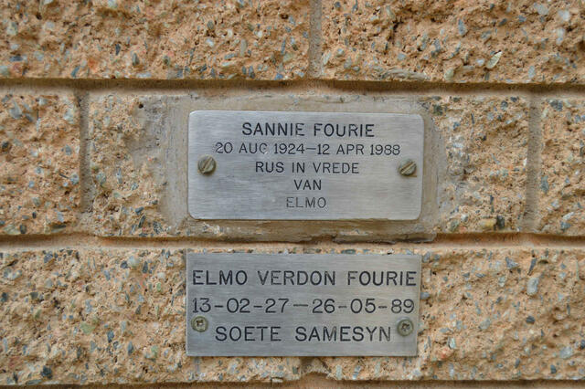 FOURIE Elmo Verdon 1927-1989 & Sannie 1924-1988