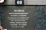 REYNEKE Petrus Johannes 1949-2000 & Martha Magdalena 1923-2010