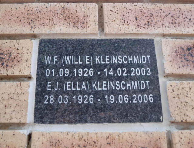 KLEINSCHMIDT W.F. 1926-2003 & E.J. 1926-2006