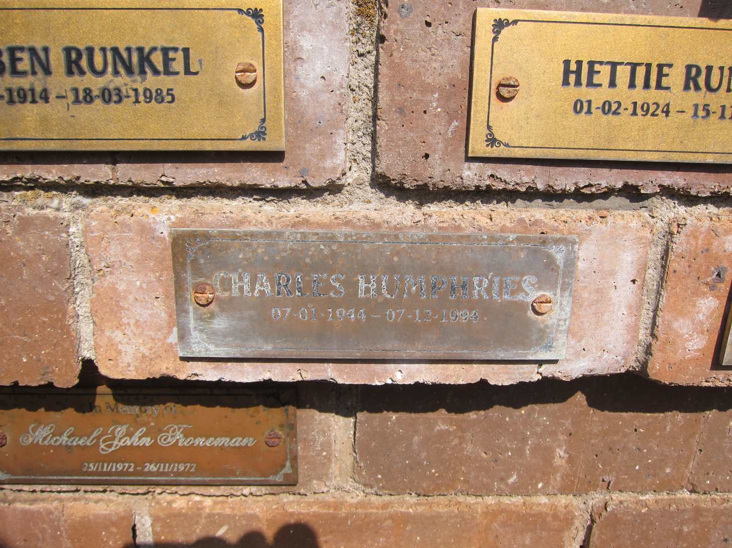 HUMPHRIES Charles 1944-1994