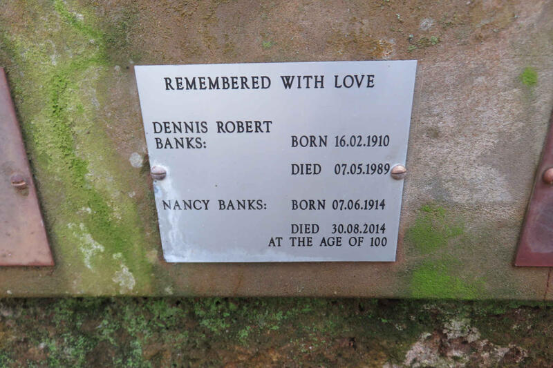 BANKS Dennis Robert 1910-1989 & Nancy 1914-2014