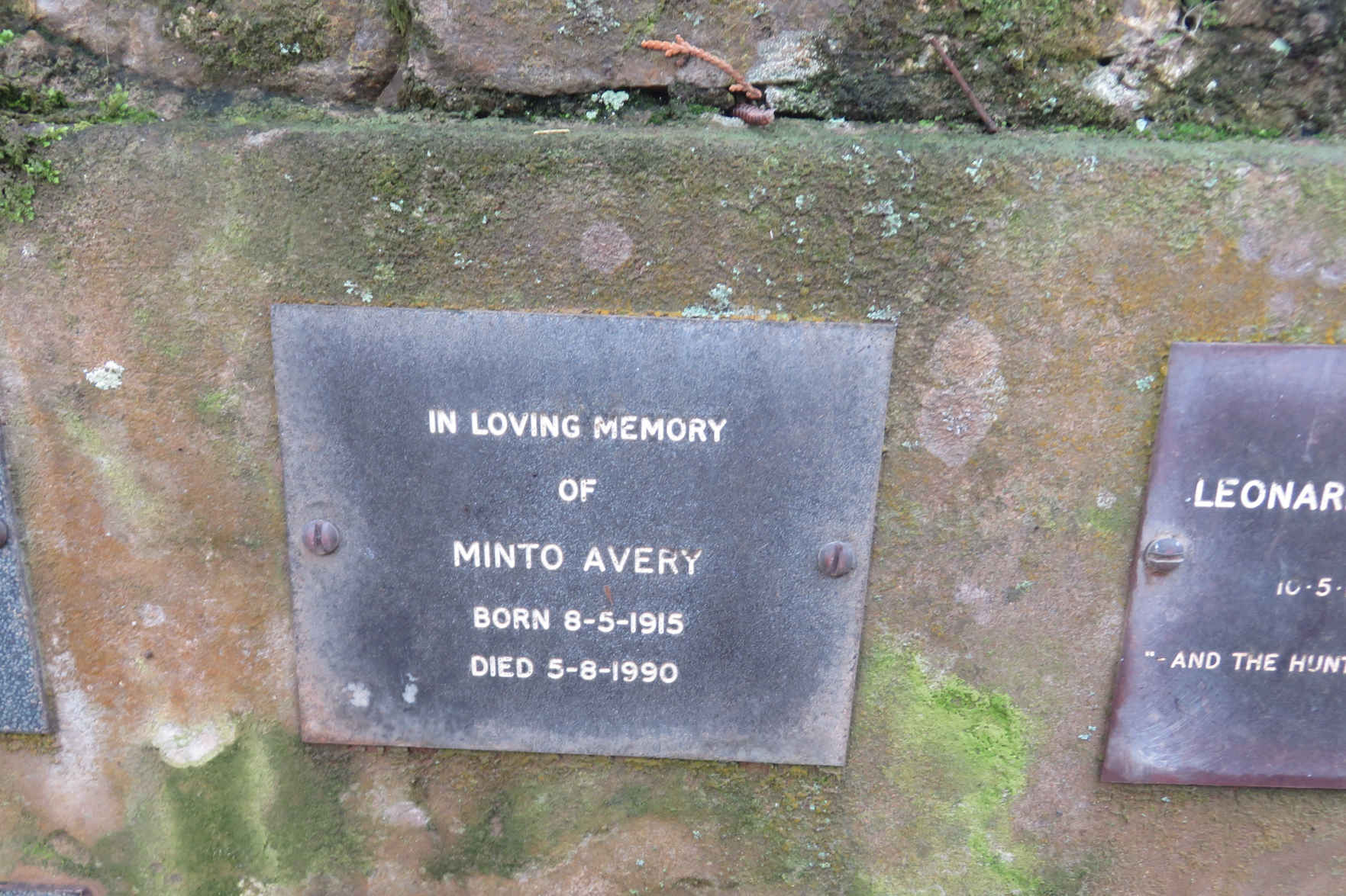 AVERY Minto 1915-1990