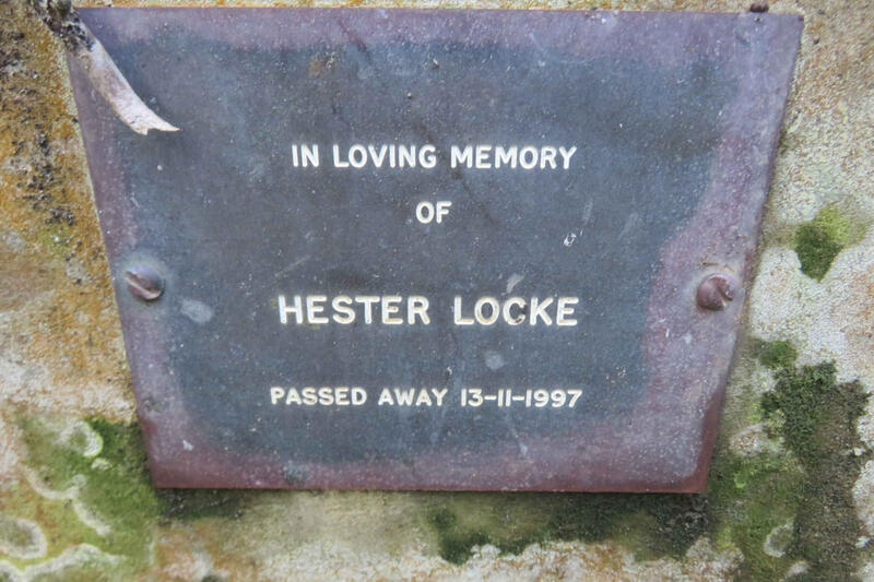 LOCKE Hester -1997