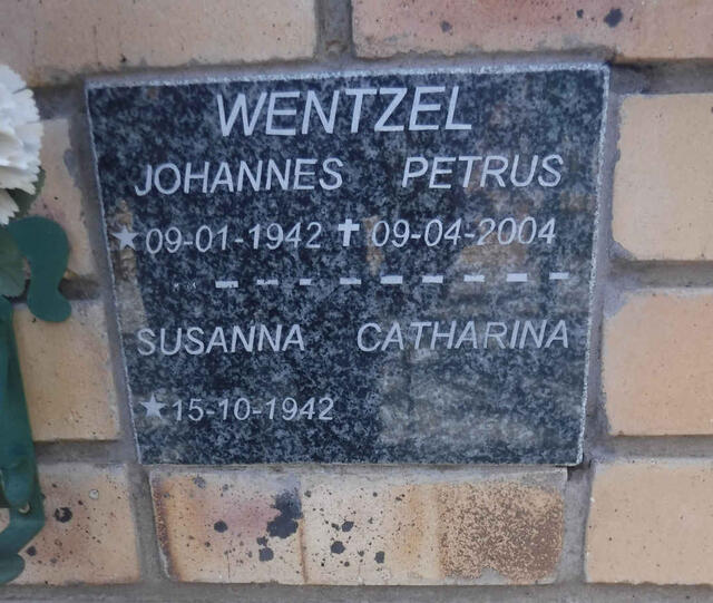 WENTZEL Johannes Petrus 1942-2004 & Susanna Catharina 1942-