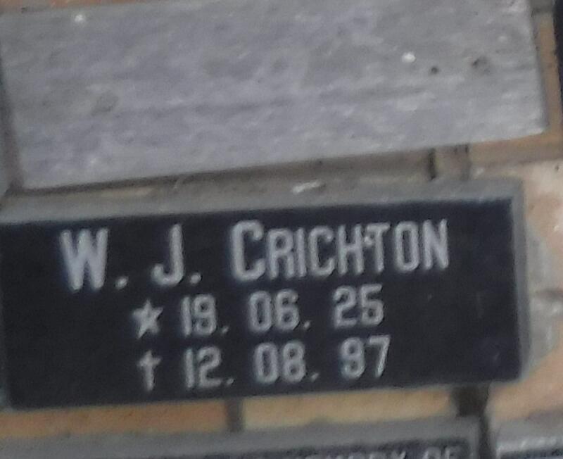 CHRICHTON W.J. 1925-1997