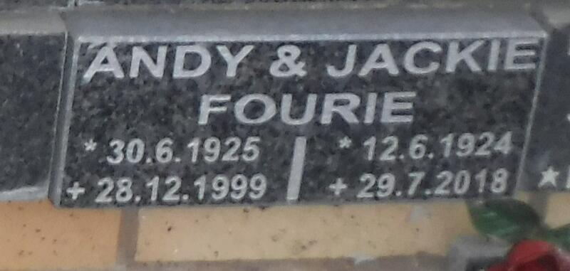 FOURIE Andy 1925-1999 & Jackie 1924-2018