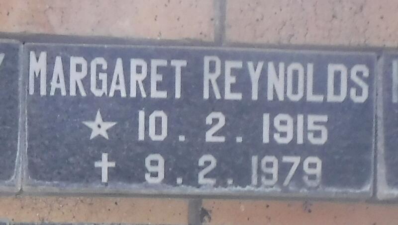REYNOLDS Margaret 1915-1979