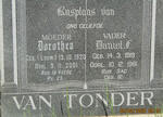 TONDER Daniel F., van 1919-1961 & Dorothea LOUW 1920-2001