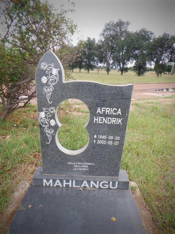 MAHLANGU Africa Hendrik 1949-2003