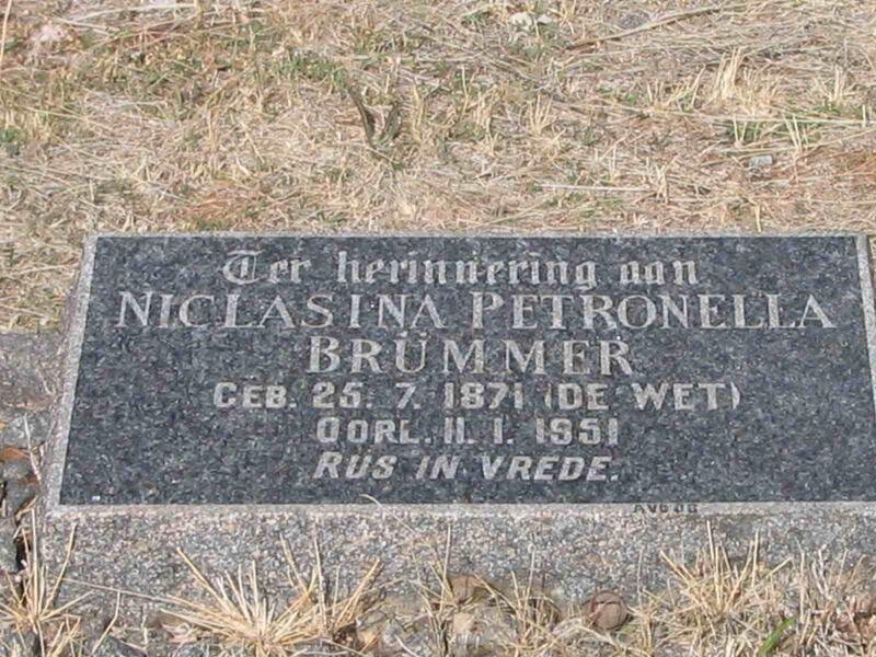 BRÜMMER Niclasina Petronella nee DE WET 1871-1951