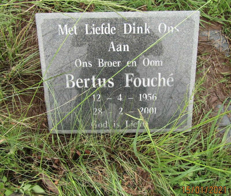 FOUCHE Bertus 1956-2001