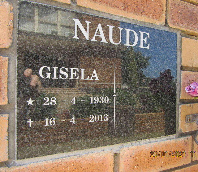 NAUDE Gisela 1930-2013