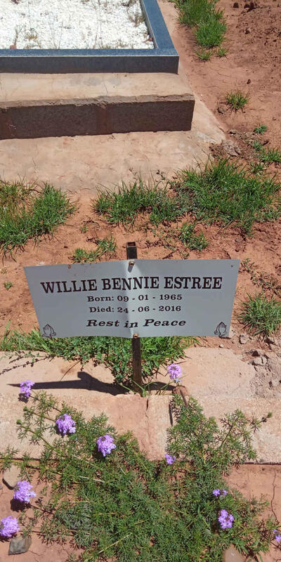 ESTREE Willie Bennie 1965-2016