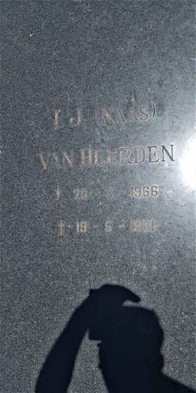 HEERDEN I.J., van 1966-1991