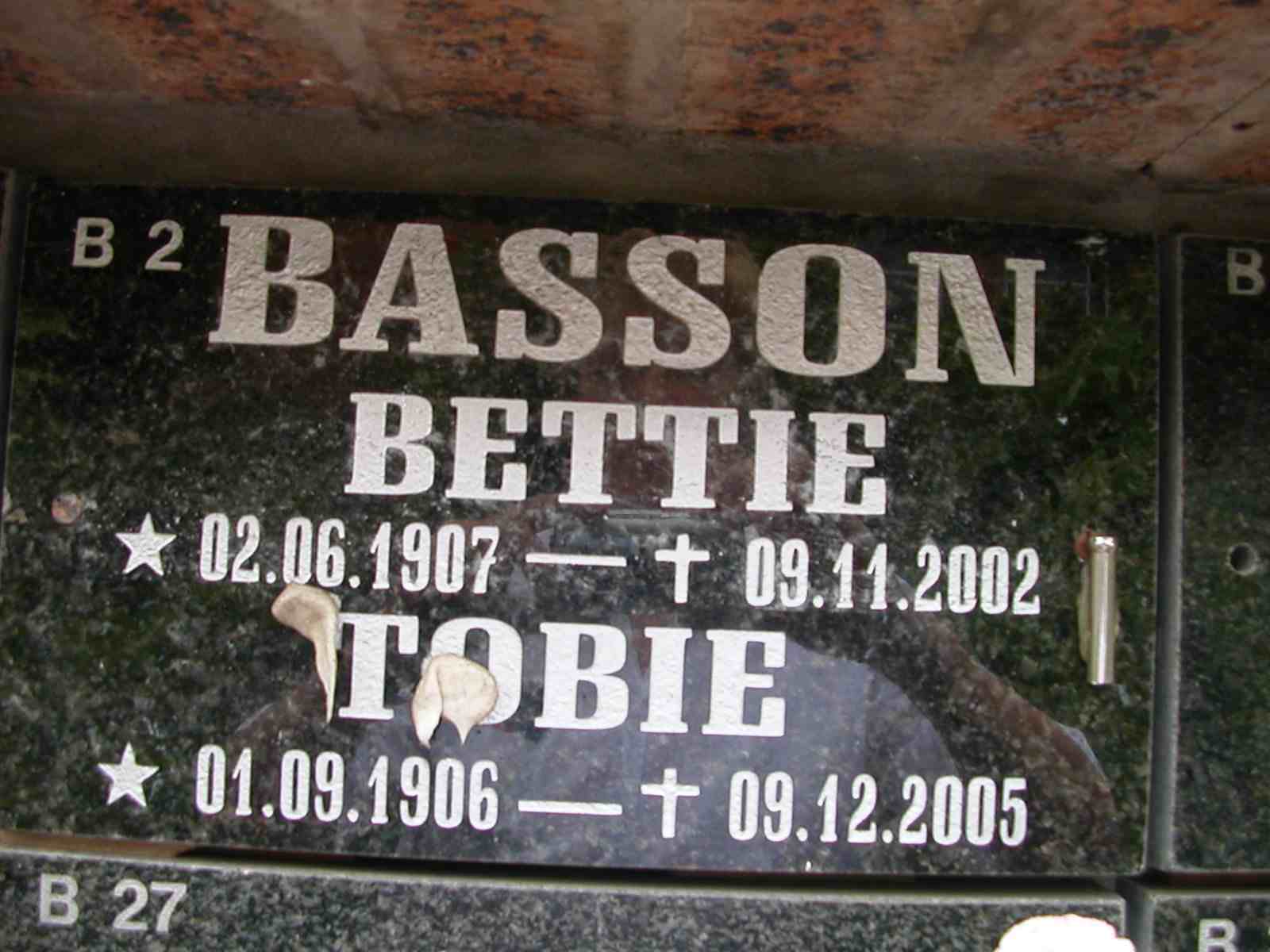 BASSON Tobie 1906-2005 & Bettie 1907-2002