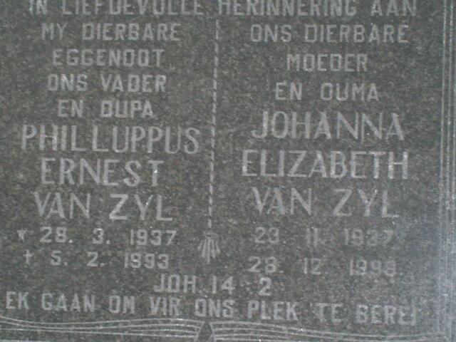 ZYL Philluppus Ernest, van 1937-1993 & Johanna Elizabeth 1937-1998