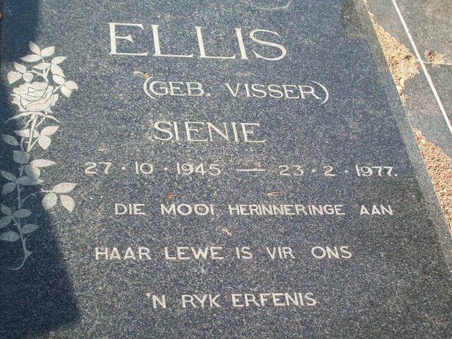 ELLIS Sienie nee VISSER 1945-1977