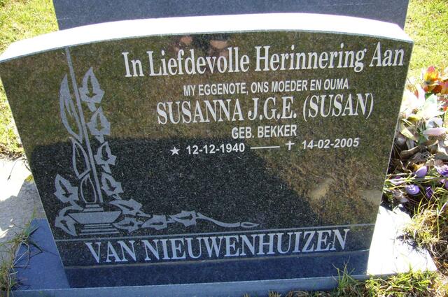 NIEUWENHUZEN Susanna J.G.E. nee BEKKER 1940-2005