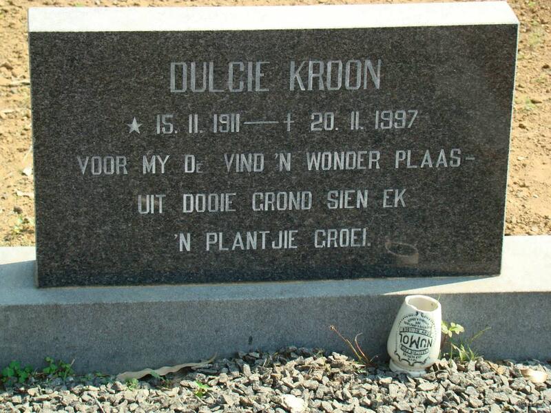 KROON Dulcie 1911-1997
