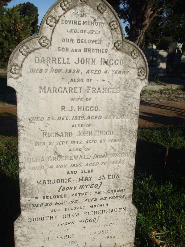 HIGGO Darrel John -1928 :: HIGGO Richard John -1942 & Margaret Frances -1939