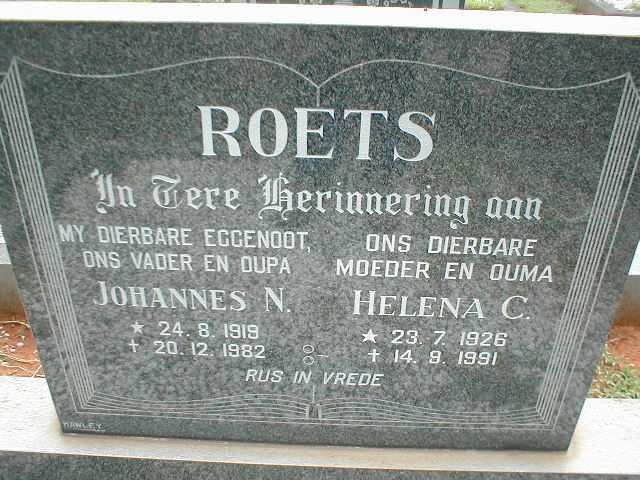 ROETS Johannes N. 1919-1982 & Helena C. 1926-1991