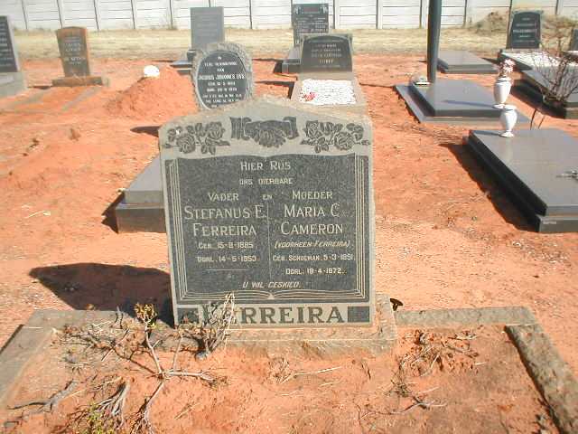 FERREIRA Stefanus E. 1885-1953 & Maria C. CAMERON voorheen FERREIRA nee SCHOEMAN 1891-1972