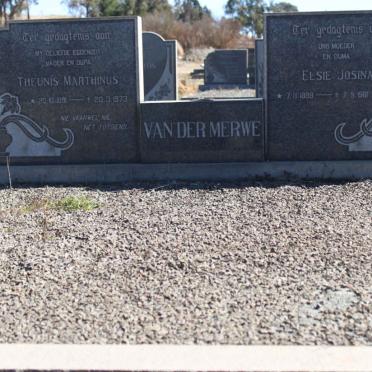MERWE Theunis Marthinus, van der 1891-1973 &amp; Elsie Josina 1899-1981