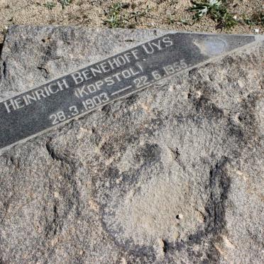 U - Surnames :: Vanne - U