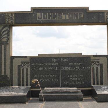 JOHNSTONE Jacobus Moll 1879-1953 &amp; Cornelia Susanna GREYLING 1887-1974