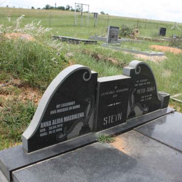 STEYN Pieter Schalk 1916-1986 &amp; Anna Alida Magdalena 1919-1999 