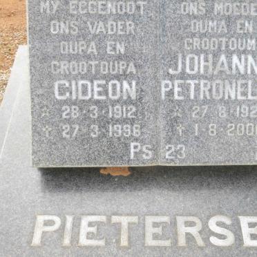 PIETERSE Gideon 1912-1996 &amp; Johanna Petronella 1920-2000