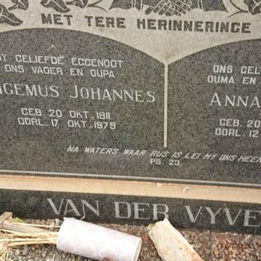 VYVER Johgemus Johannes, van der 1911-1979 &amp; Anna Maria 1921-1999