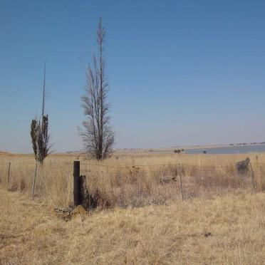 Mpumalanga, BALFOUR district, Vaaldam, Draaifontein 489_3, farm cemetery