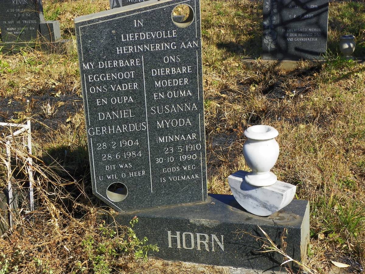 HORN Daniel Gerhardus 1904-1984 &amp; Susanna Myoda MINNAAR 1910-1990