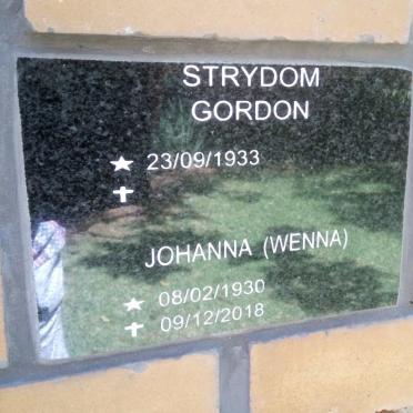 STRYDOM Gordon 1933- &amp; Johanna Jacomina BRUWER 1930-2018