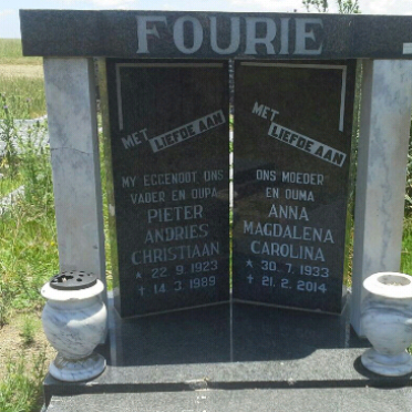 FOURIE Pieter Andries Christiaan 1923-1989 &amp; Anna Magdalena Carolina 1933-2014