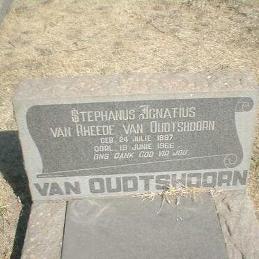 OUDTSHOORN Stephanus Ignatius, van Rheede van 1897-1966