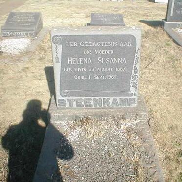 STEENKAMP Helena Susanna 1887-1966
