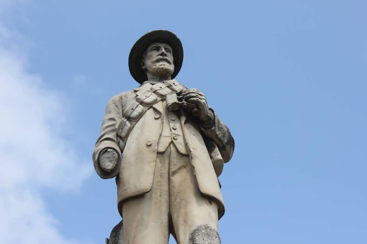 2. Gedenkmonument / Memorial monument 1899-1902