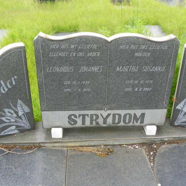 STRYDOM Leonardus Johannes 1935-1975 &amp; Martha Susanna 1936-1992