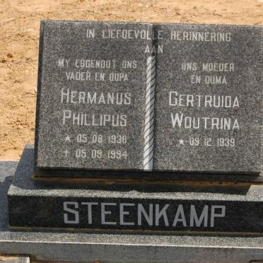STEENKAMP Hermanus Phillipus 1938-1994 &amp; Gertruida Woutrina 1939-
