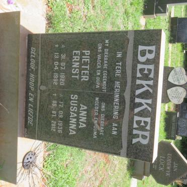 BEKKER Pieter Ernst 1920-1992 &amp; Anna Susanna 1936-2012