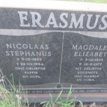 ERASMUS Nicolaas Stephanus 1893-1984 &amp; Magdalena Elizabeth 1898-1977