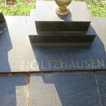 HOLTZHAUSEN Izak Cornelius 1909-1986 _1