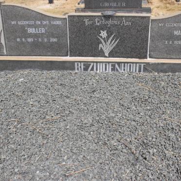BEZUIDENHOUT Buller 1919-2010 &amp; Maria M. 1926-1974